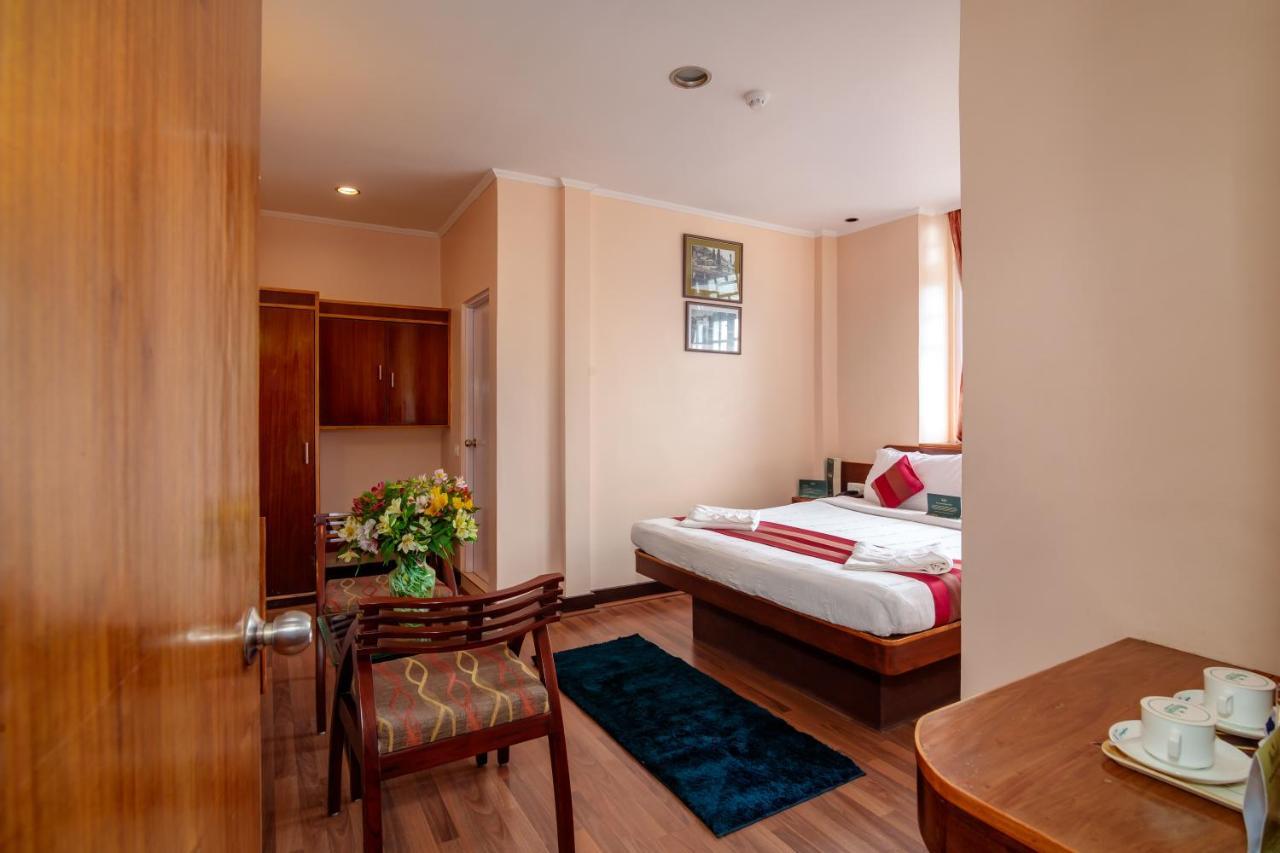 Muscatel Spring Burn - 100 Mts From Mall Road Darjeeling  Esterno foto